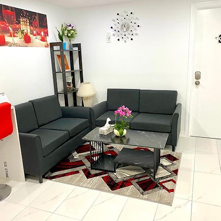 Tononhouse Apartment Торонто Екстериор снимка