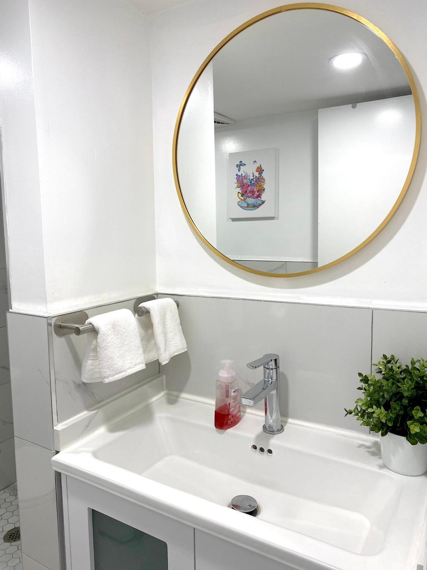 Tononhouse Apartment Торонто Екстериор снимка