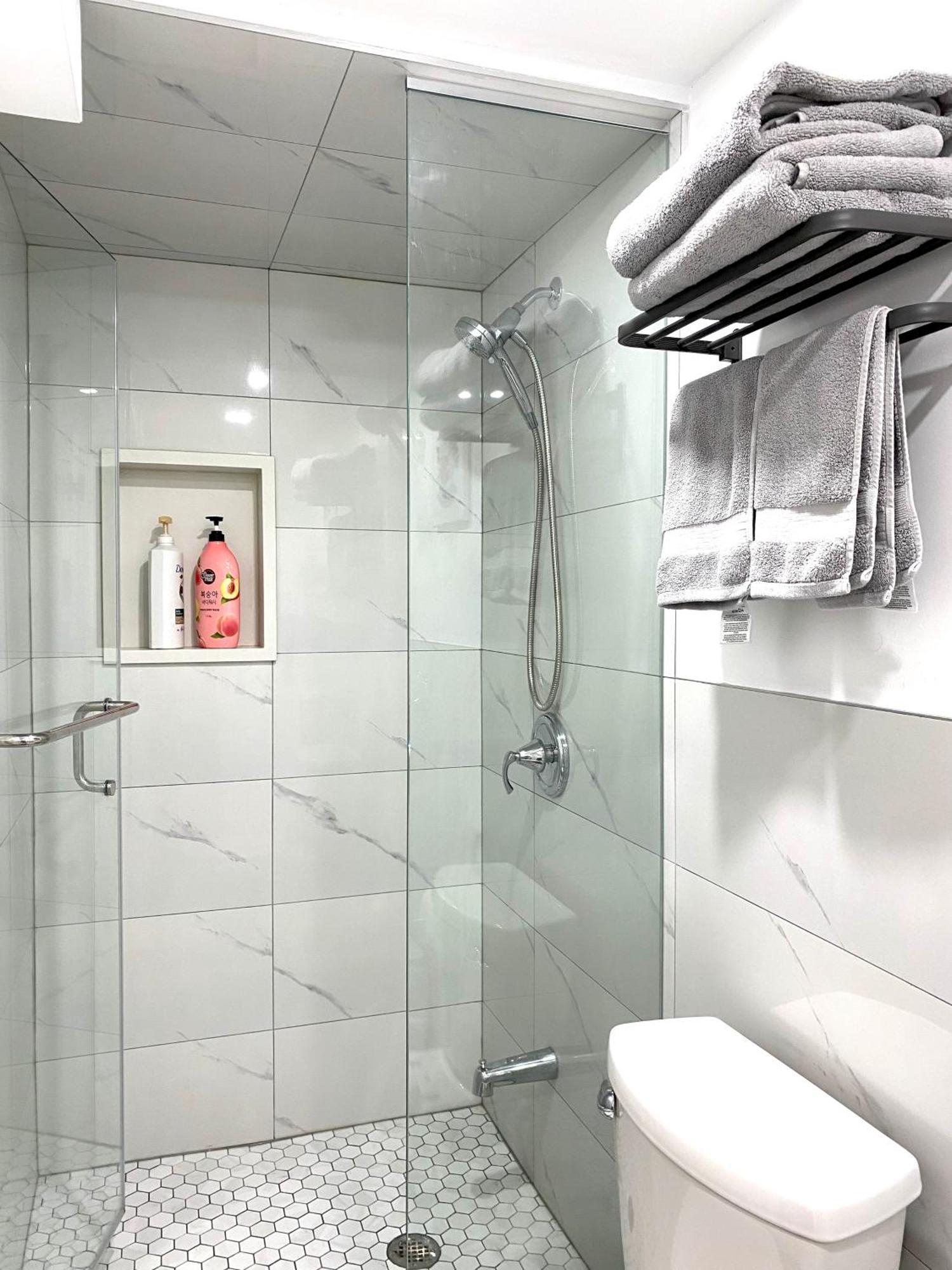 Tononhouse Apartment Торонто Екстериор снимка